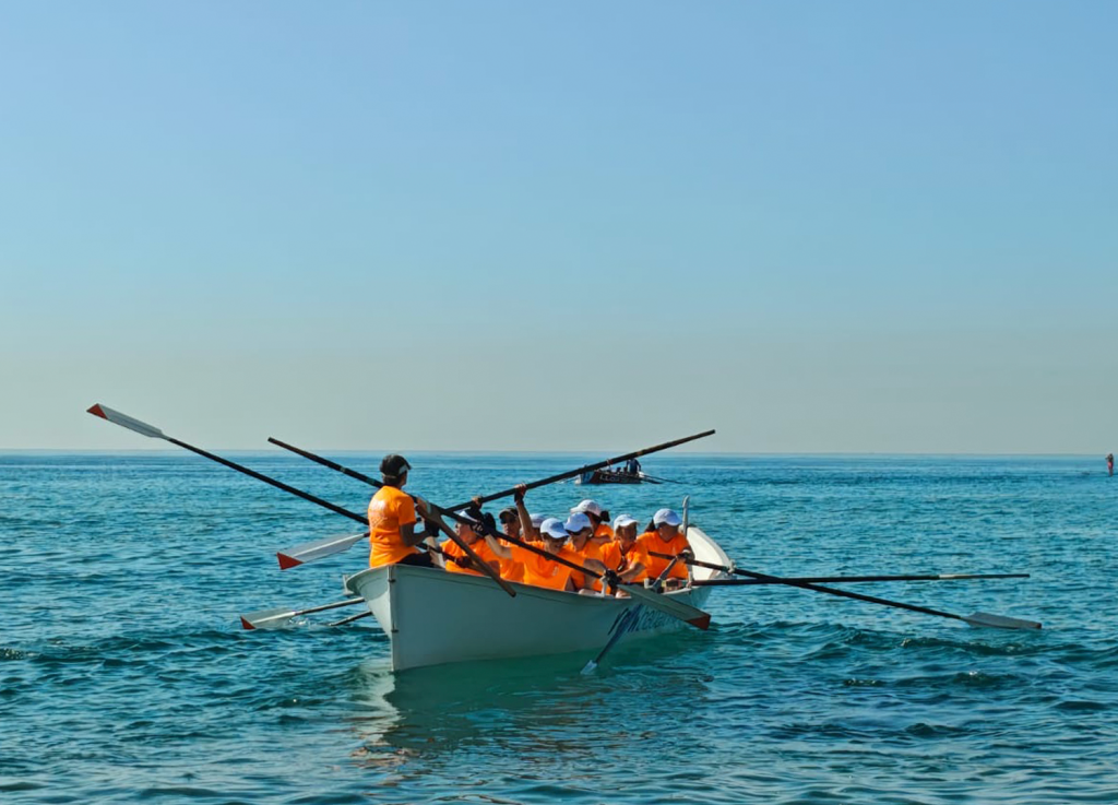 L'equip de precompetició a la regata de La Llarga (Badalona). Foto: Arxiu CRB.
